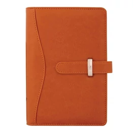 Gyűrűs kalendárium SATURNUS S437 fehér lapos világosbarna műbőr 2026.