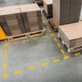 Kép 2/3 - Padlójelölő Talakzat DURABLE öntapadós 100x150 mm sárga 10 darabosnag